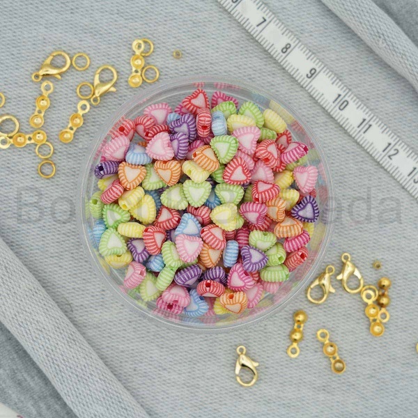 Plastik Renkli Boncuk Kalp 