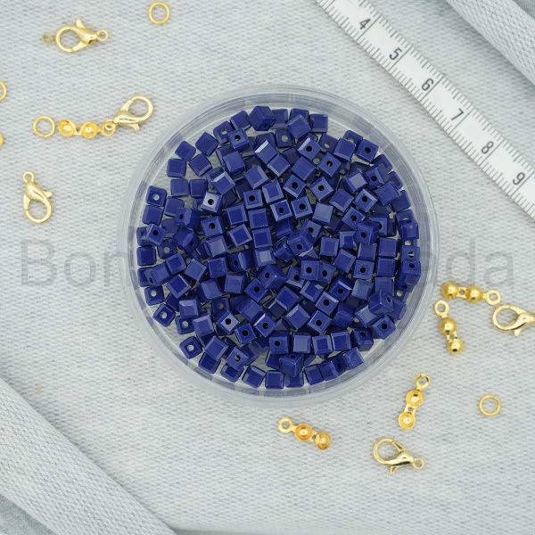 4 mm Kare Kristal Boncuk 