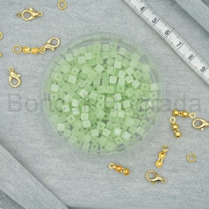 4 mm Kare Kristal Boncuk 