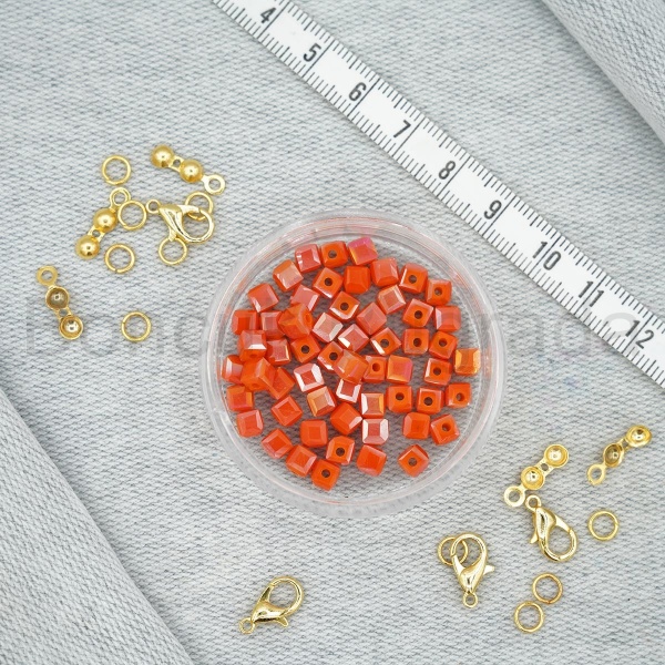 4 mm Kare Kristal Boncuk 