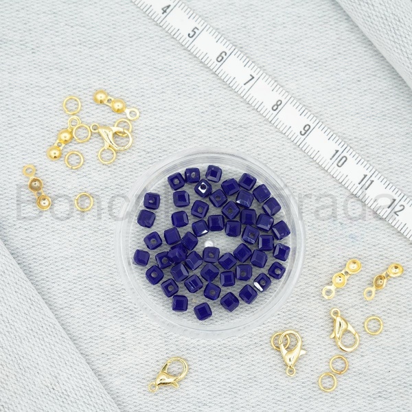 4 mm Kare Kristal Boncuk 