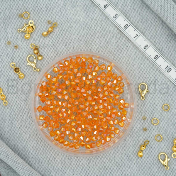 4 mm Piramit Kristal Boncuk 