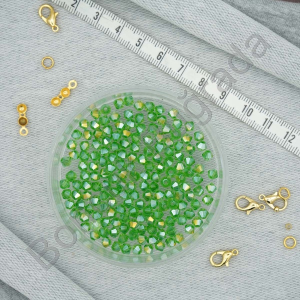4 mm Piramit Kristal Boncuk 