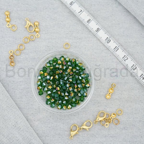 4 mm Piramit Kristal Boncuk 
