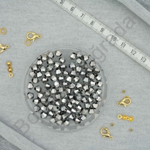 6 mm Piramit Kristal Boncuk 