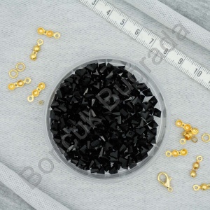 6 mm Üçgen Kristal  Boncuk