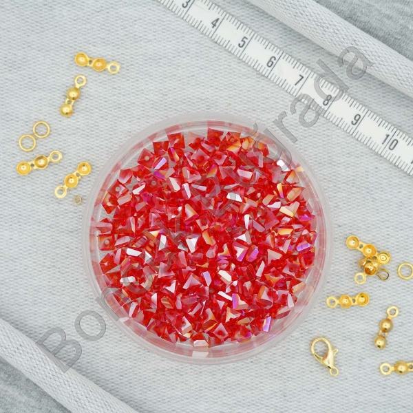 6 mm Üçgen Kristal  Boncuk