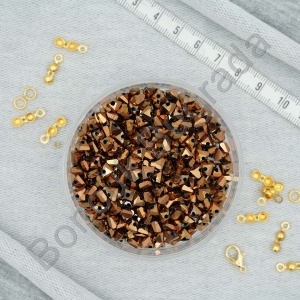 6 mm Üçgen Kristal  Boncuk
