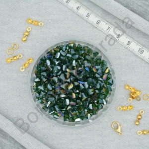 6 mm Üçgen Kristal  Boncuk