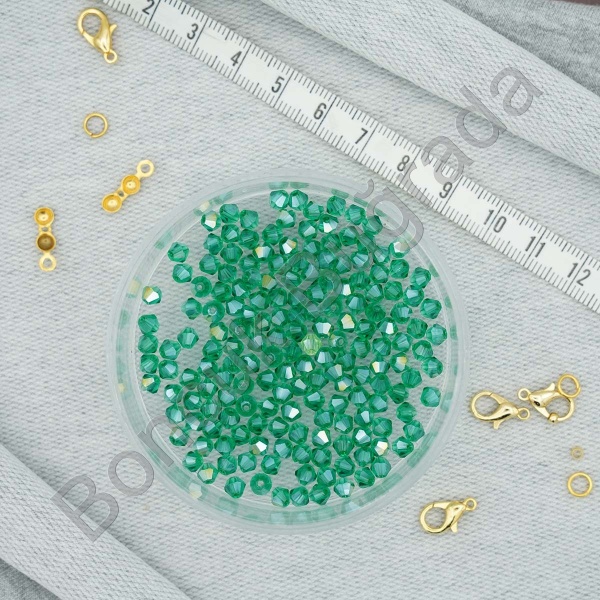 4 mm Piramit Kristal Boncuk 