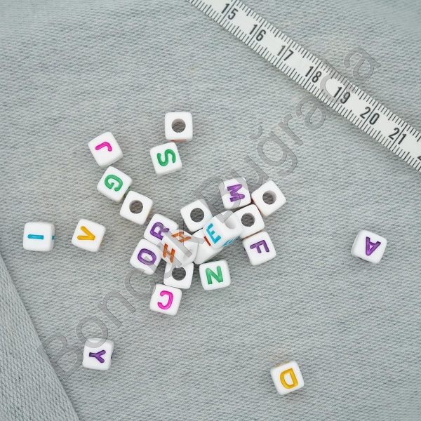 8 mm Renkli Zar Harf